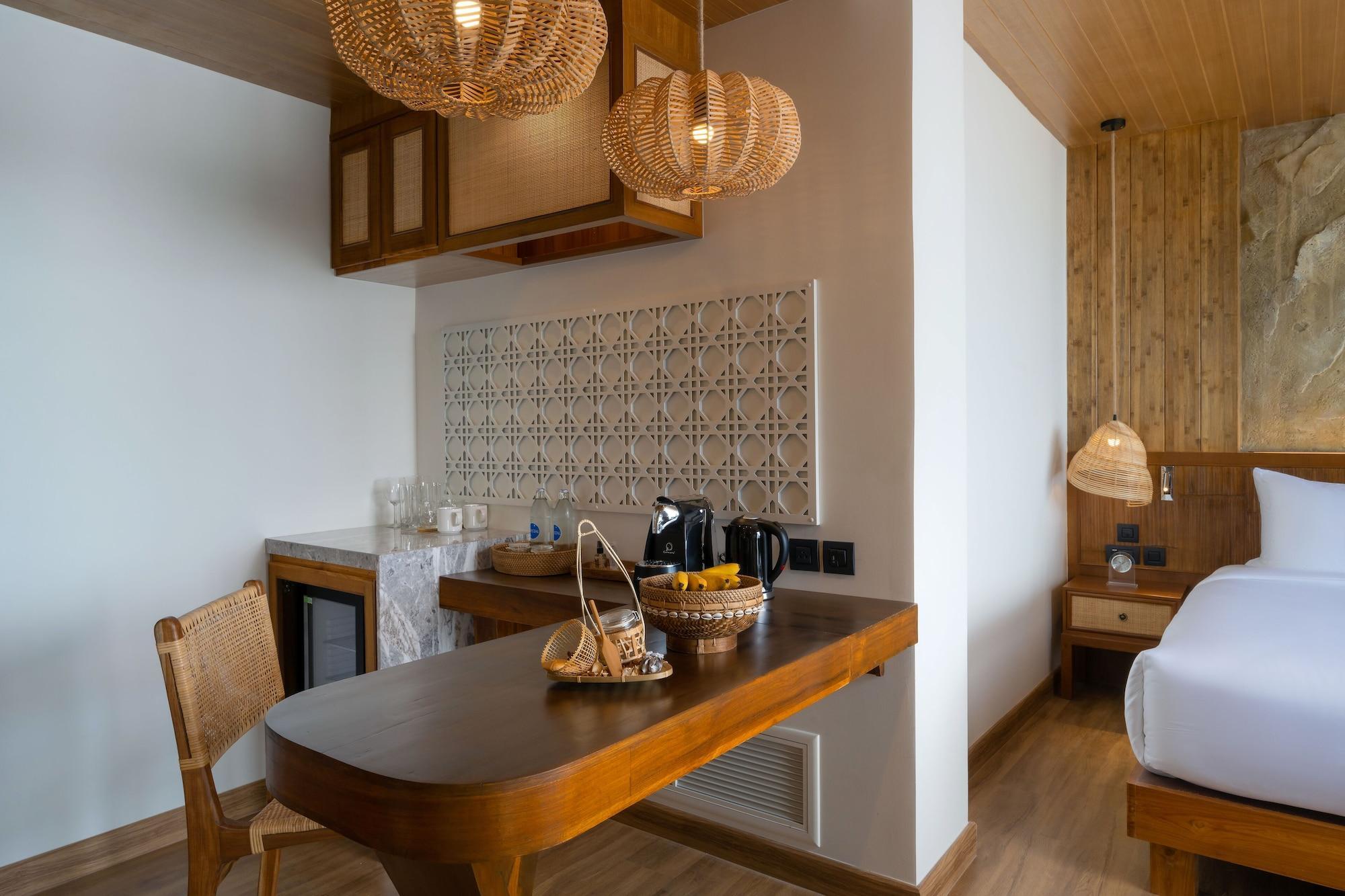 Sinae Phuket Hotel Kültér fotó